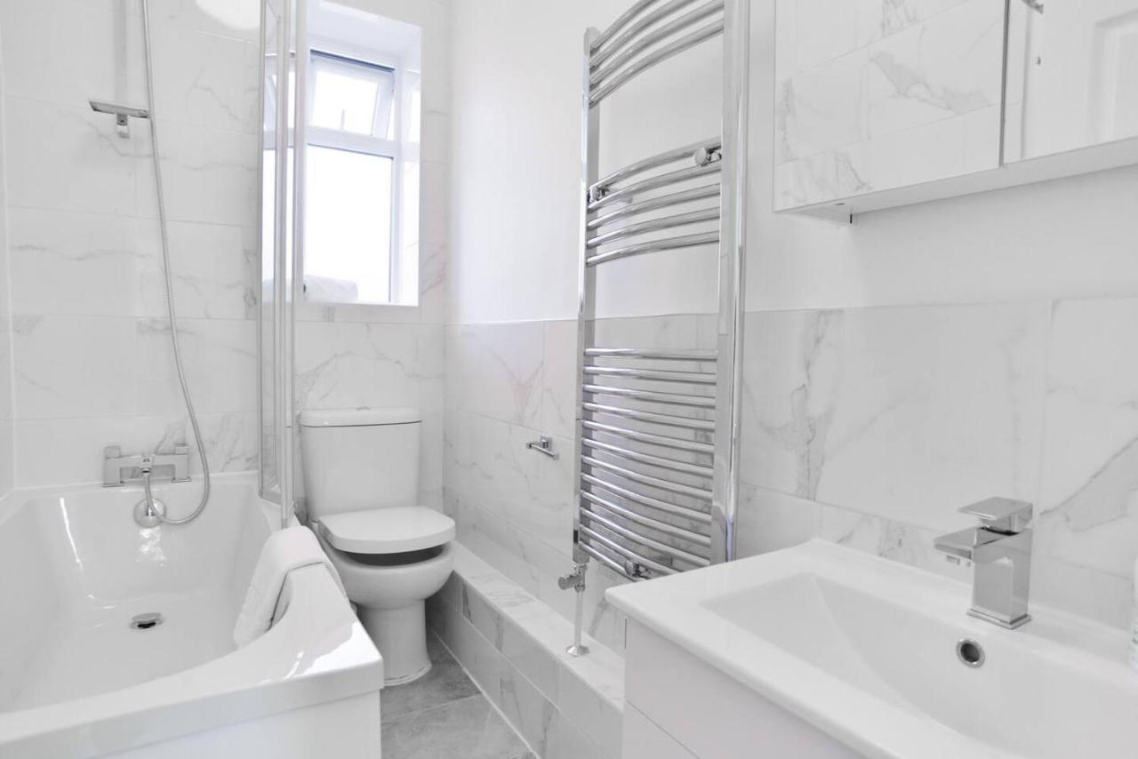 Elegant In Euston Apartment London